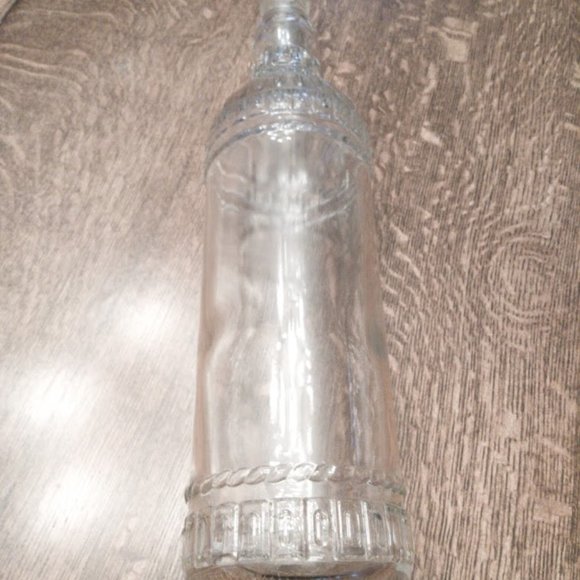 Vintage Tall Round Clear Decorative Bottle With Pour Spout. - Picture 4 of 9